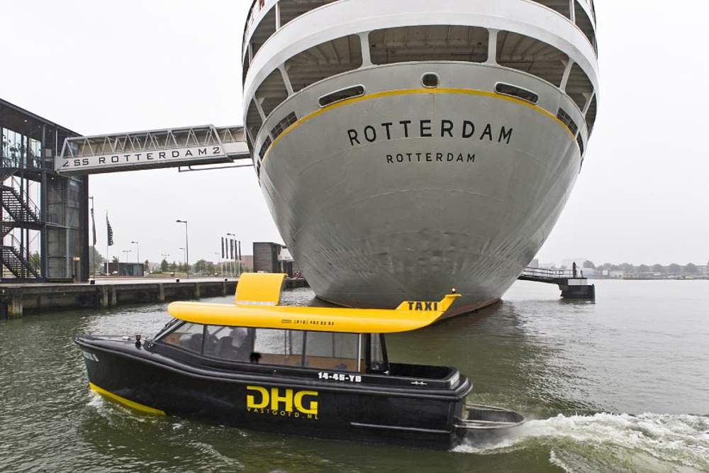 csm_Watertaxi-SS-Rotterdam-839-Ed_b9da060b0c.jpg
